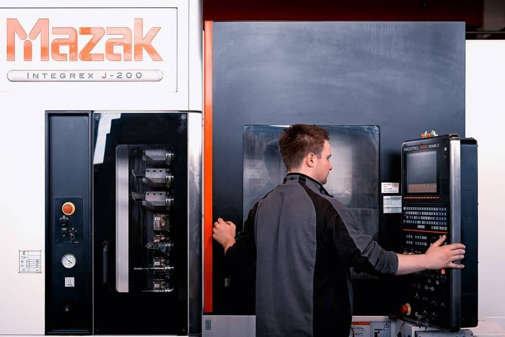 Mazak Integrex j-200